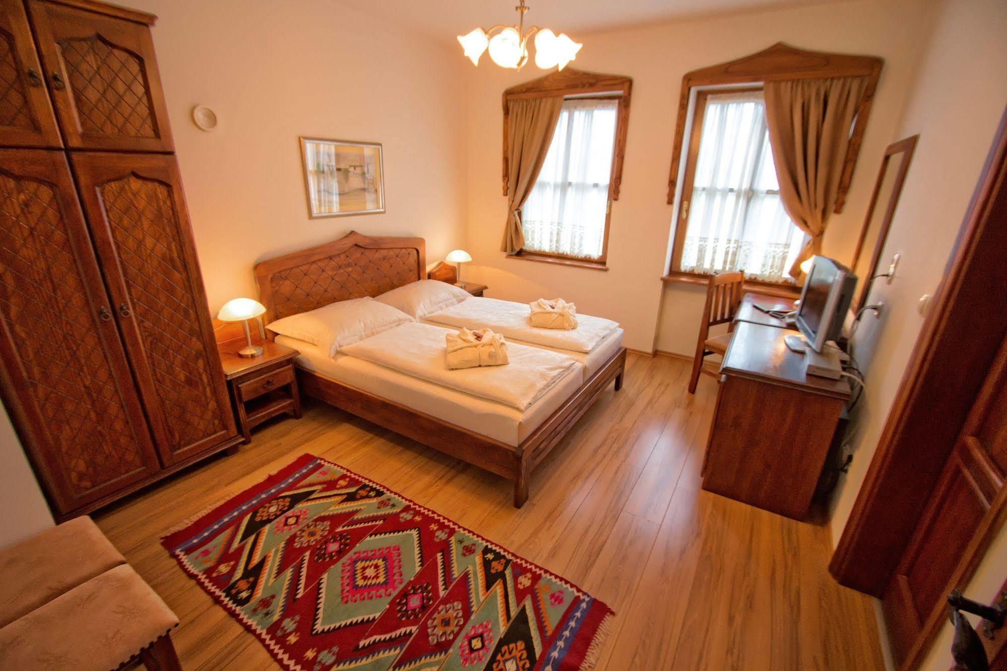 Boutique Hotel Old Town Mostar Buitenkant foto